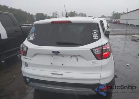 2017 Ford Escape Se z USA, uszkodzony, nr VIN 1FMCU0GD3HUD51415